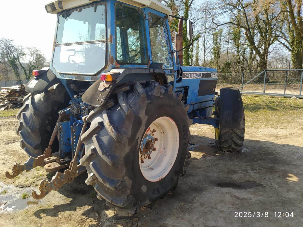 Ford 8730 - Traktorius: foto 2 Ford 8730 - Traktorius: foto 2