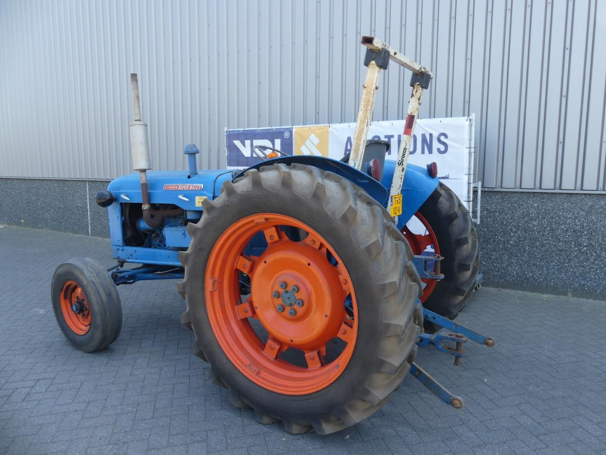 Fordson Major - Traktorius: foto 4 Fordson Major - Traktorius: foto 4