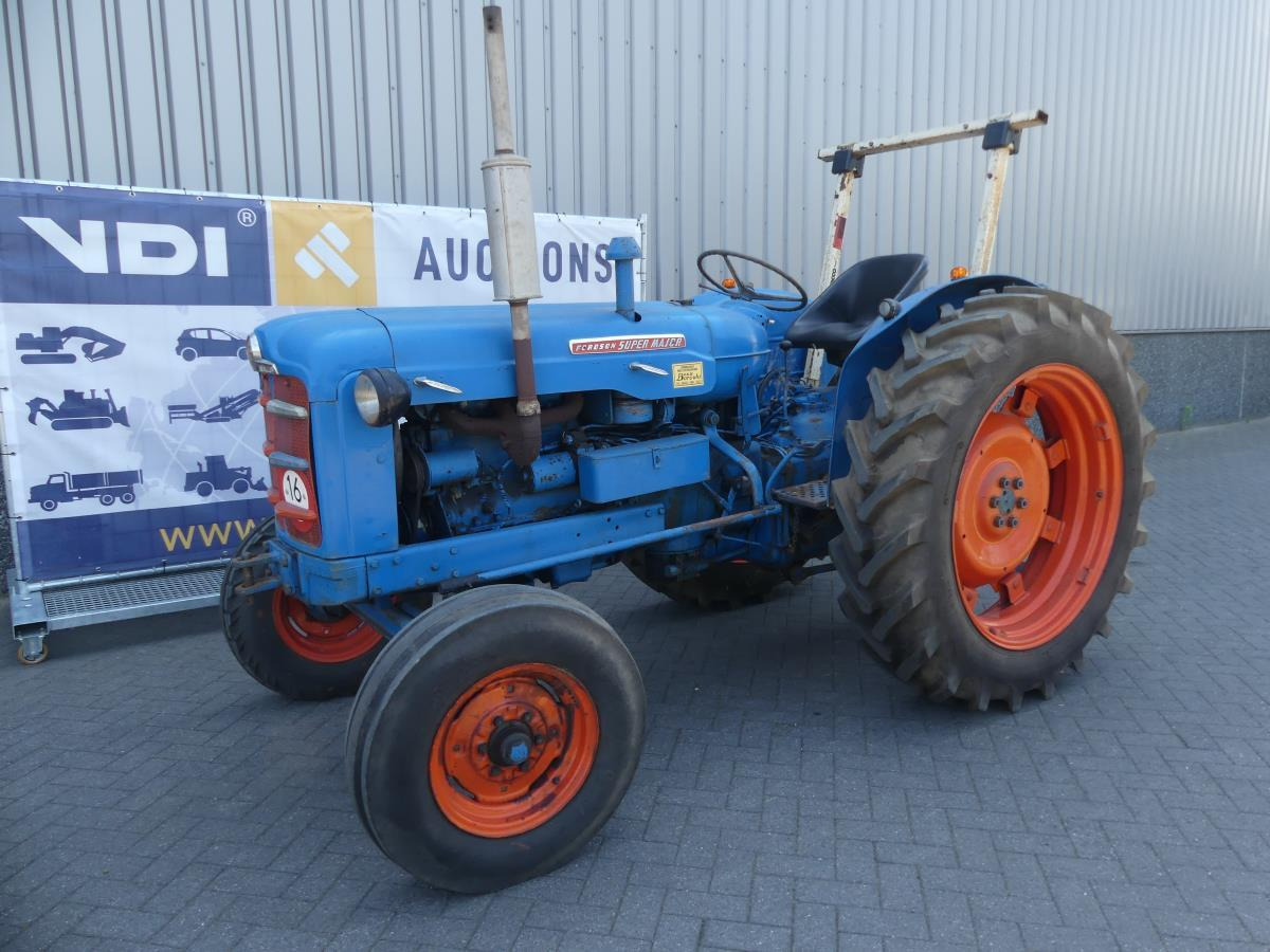 Fordson Major - Traktorius: foto 2 Fordson Major - Traktorius: foto 2