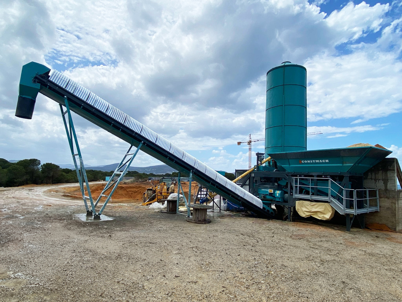 Constmach Small Mobile Concrete Batching Plant 45 m³/h - Betono gamykla: foto 2 Constmach Small Mobile Concrete Batching Plant 45 m³/h - Betono gamykla: foto 2