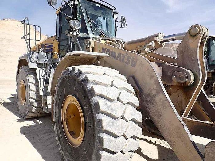 Ratinis krautuvas Komatsu WA475-10: foto 9