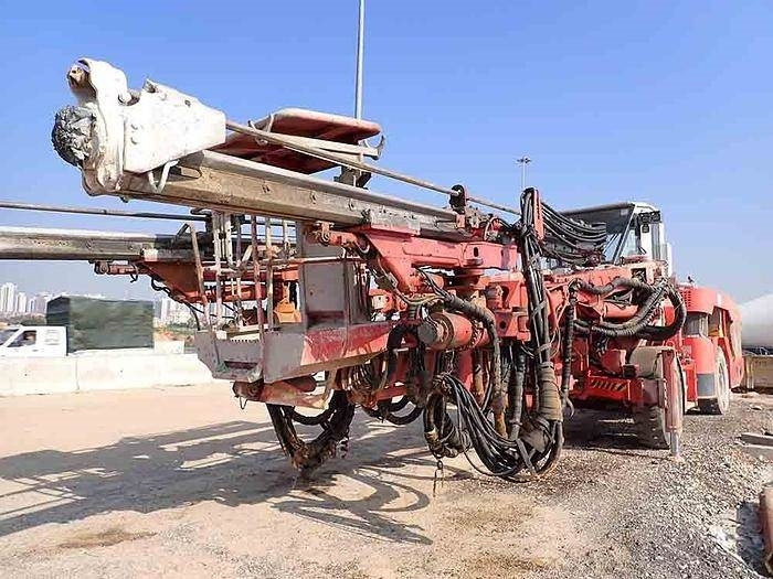 Sandvik DT821 C - Gręžimo mašina: foto 1 Sandvik DT821 C - Gręžimo mašina: foto 1