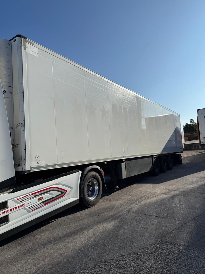 Schmitz Cargobull SKO 24 Carrier - Refrižeratorius puspriekabė: foto 2 Schmitz Cargobull SKO 24 Carrier - Refrižeratorius puspriekabė: foto 2