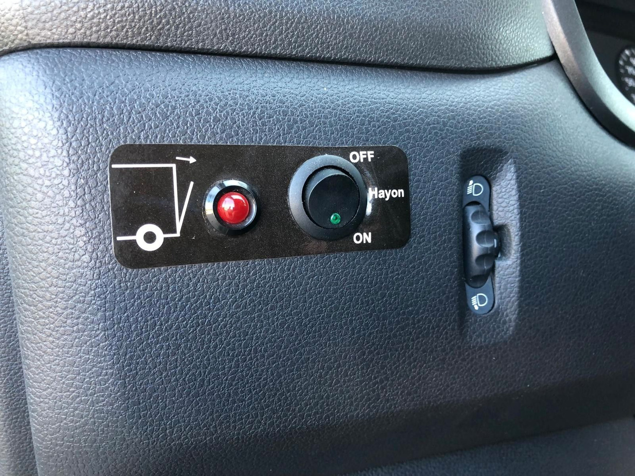 Furgonas su krovinių dėže Renault MASTER RED 3.5T*LBW*Klima*4.2m*AUCH MIETE: foto 13 Furgonas su krovinių dėže Renault MASTER RED 3.5T*LBW*Klima*4.2m*AUCH MIETE: foto 13