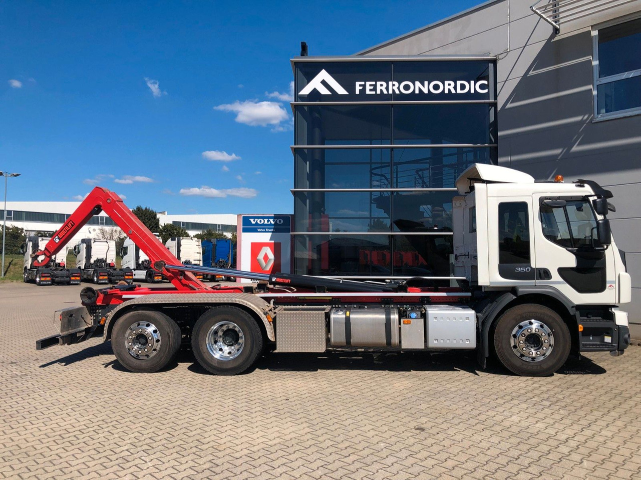 Volvo FE 350 6x2 Lenkachse*Alufelgen*HIAB*AHK*Klima - Hook-lift sunkvežimis: foto 5 Volvo FE 350 6x2 Lenkachse*Alufelgen*HIAB*AHK*Klima - Hook-lift sunkvežimis: foto 5