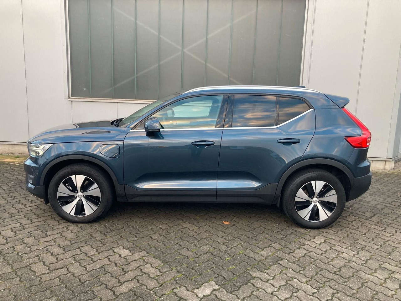 Volvo XC 40 T4 Inscription Expr. Recharge Plug-In Hyb - Visureigis: foto 3 Volvo XC 40 T4 Inscription Expr. Recharge Plug-In Hyb - Visureigis: foto 3