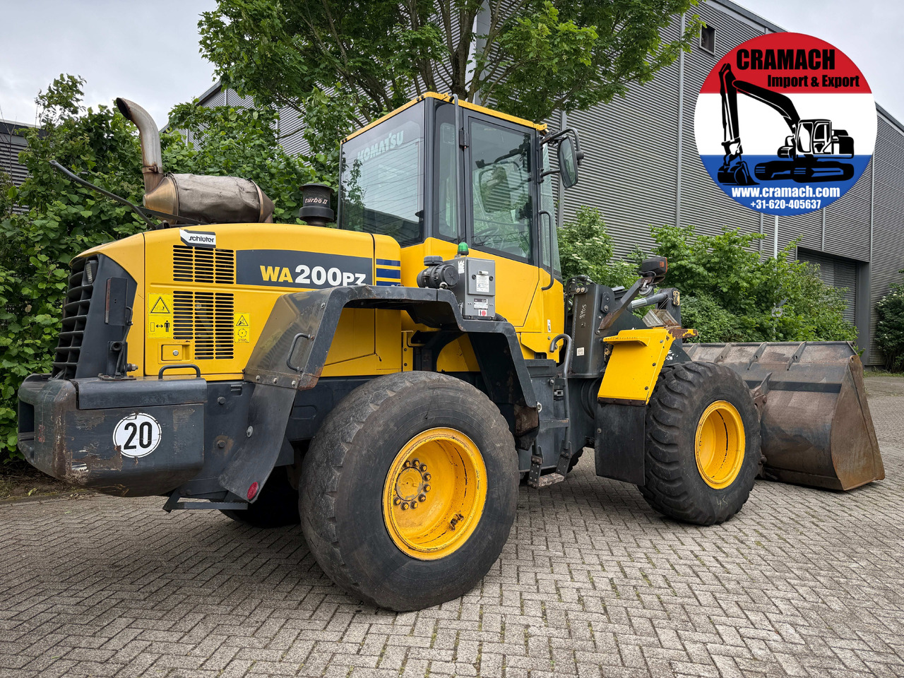 KOMATSU WA200PZ-6 - Ratinis krautuvas: foto 1 KOMATSU WA200PZ-6 - Ratinis krautuvas: foto 1