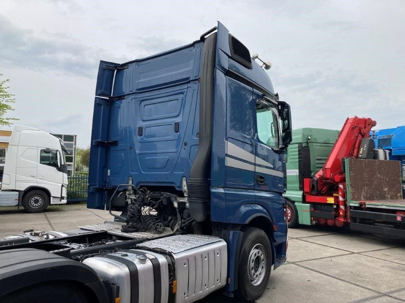 Vilkikas Mercedes-Benz Actros 2863 LS 6x4: foto 8