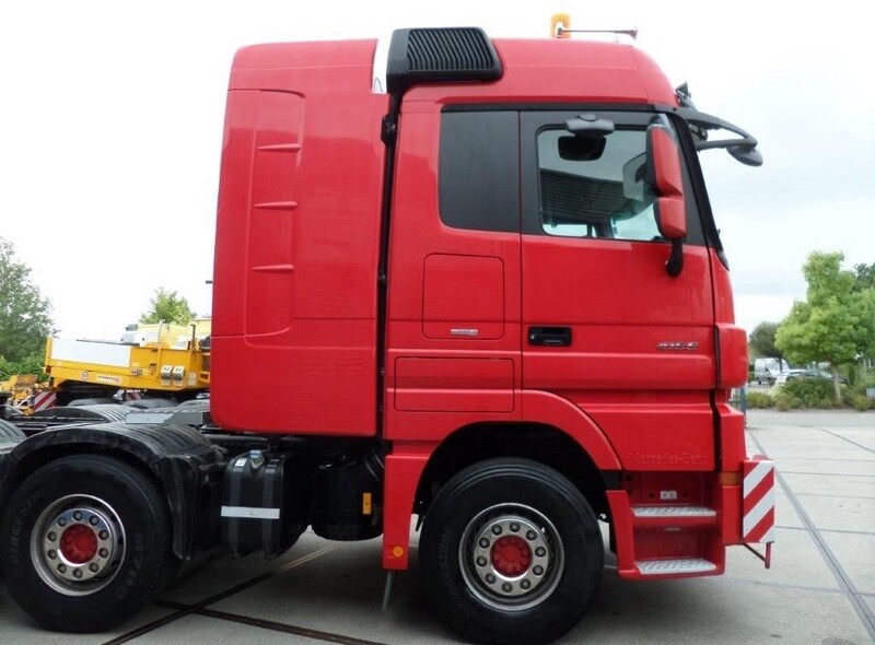 Mercedes-Benz Actros 4165 8x4 Heavy Haulage Tractor - Vilkikas: foto 3 Mercedes-Benz Actros 4165 8x4 Heavy Haulage Tractor - Vilkikas: foto 3
