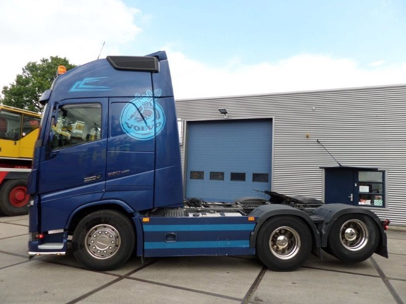 Volvo FH 16.650 6x2 - Vilkikas: foto 2 Volvo FH 16.650 6x2 - Vilkikas: foto 2