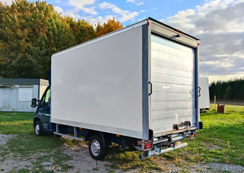 Fiat Ducato - Furgonas su krovinių dėže: foto 4 Fiat Ducato - Furgonas su krovinių dėže: foto 4