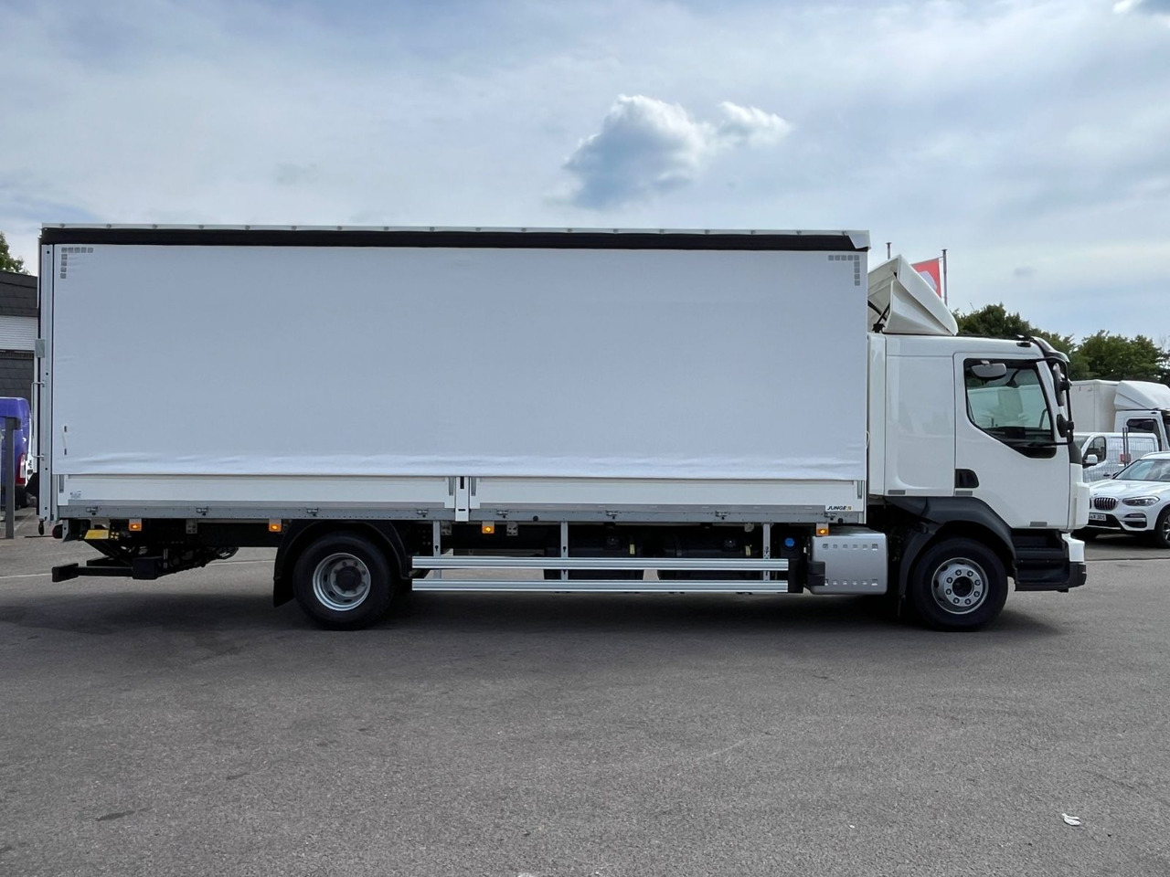 Volvo FL16.280 Junge Schiebeplane - Tentinis sunkvežimis: foto 4 Volvo FL16.280 Junge Schiebeplane - Tentinis sunkvežimis: foto 4