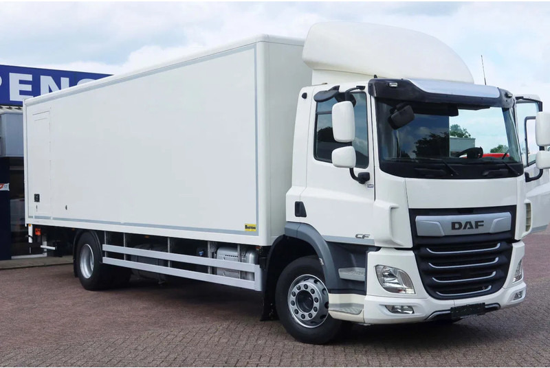 DAF CF 290 Bak+Klep Dhollandia 2.000 kg - Furgonas sunkvežimis: foto 2 DAF CF 290 Bak+Klep Dhollandia 2.000 kg - Furgonas sunkvežimis: foto 2