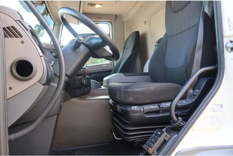 DAF CF 290 FA Bak + klep Dhollandia 2000 KG - Furgonas sunkvežimis: foto 5 DAF CF 290 FA Bak + klep Dhollandia 2000 KG - Furgonas sunkvežimis: foto 5