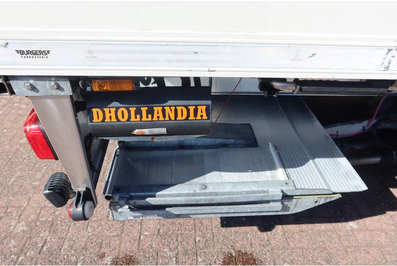 DAF CF 300 Koel/Vries Carrier iceland + Dhollandia 2500KG klep trenn wand - Refrižeratorius sunkvežimis: foto 4 DAF CF 300 Koel/Vries Carrier iceland + Dhollandia 2500KG klep trenn wand - Refrižeratorius sunkvežimis: foto 4