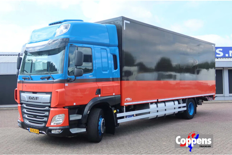 DAF CF 410 Bakwagen + DHollandia 2000kg Horsetruck Reacetruck Flowertruck - Furgonas sunkvežimis: foto 1 DAF CF 410 Bakwagen + DHollandia 2000kg Horsetruck Reacetruck Flowertruck - Furgonas sunkvežimis: foto 1