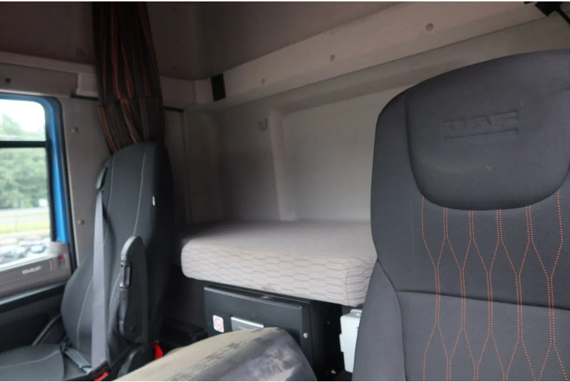 DAF CF 410 Bakwagen + Onderschuif klep - Furgonas sunkvežimis: foto 5 DAF CF 410 Bakwagen + Onderschuif klep - Furgonas sunkvežimis: foto 5