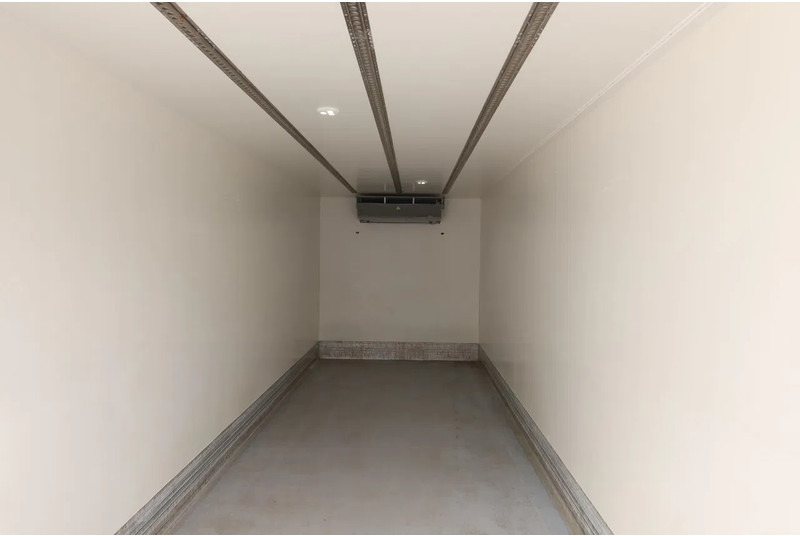 DAF CF 450 8x2 Koel/Vries Carrier Supra 1150 Diesel/Electric FRC 10/2027 - Refrižeratorius sunkvežimis: foto 4 DAF CF 450 8x2 Koel/Vries Carrier Supra 1150 Diesel/Electric FRC 10/2027 - Refrižeratorius sunkvežimis: foto 4