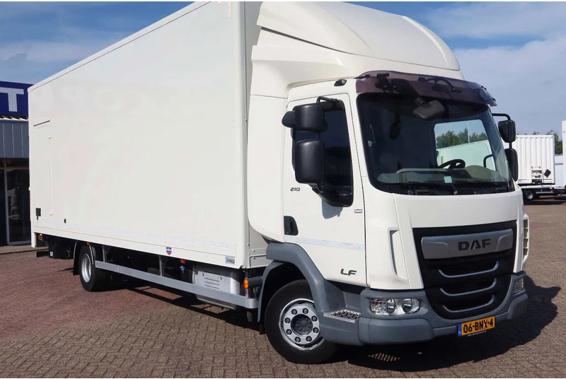 DAF LF 210 FA Bakwagen + Dhollandia 2000 kg klep extra accu set, 3x bindrail + stang. - Furgonas sunkvežimis: foto 2 DAF LF 210 FA Bakwagen + Dhollandia 2000 kg klep extra accu set, 3x bindrail + stang. - Furgonas sunkvežimis: foto 2