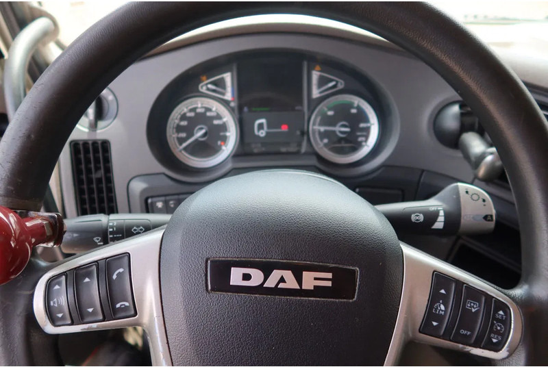 Autovežis sunkvežimis DAF XF 106.480 106 XF 480: foto 15 Autovežis sunkvežimis DAF XF 106.480 106 XF 480: foto 15