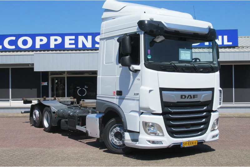 DAF XF 450 FAR BDF Systeem - Konteineris-vežimus/ Sukeisti kūną sunkvežimis: foto 2 DAF XF 450 FAR BDF Systeem - Konteineris-vežimus/ Sukeisti kūną sunkvežimis: foto 2