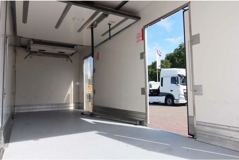 Iveco EuroCargo 120 El 210L Koel/Vries+Klep Bitemp met verplaatsbare wand - Refrižeratorius sunkvežimis: foto 4 Iveco EuroCargo 120 El 210L Koel/Vries+Klep Bitemp met verplaatsbare wand - Refrižeratorius sunkvežimis: foto 4