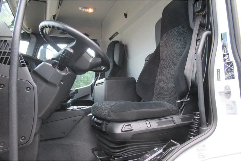 Mercedes-Benz Actros 1832 1832 LL 4x2 - Furgonas sunkvežimis: foto 5 Mercedes-Benz Actros 1832 1832 LL 4x2 - Furgonas sunkvežimis: foto 5