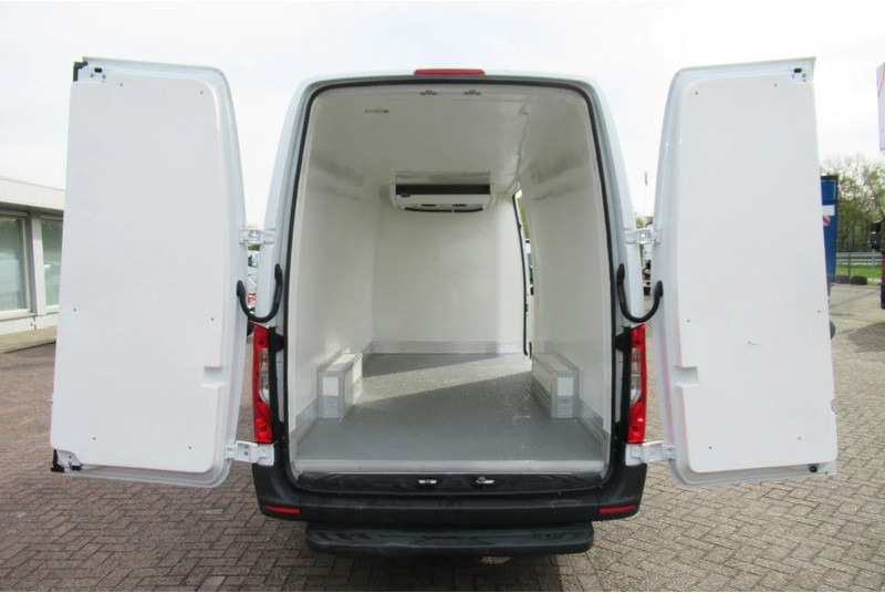 Mercedes-Benz Sprinter 314 CDI Koel/Vries/ verwarmen 220 volt nachtaansluiting - Furgonas šaldytuvas: foto 3 Mercedes-Benz Sprinter 314 CDI Koel/Vries/ verwarmen 220 volt nachtaansluiting - Furgonas šaldytuvas: foto 3