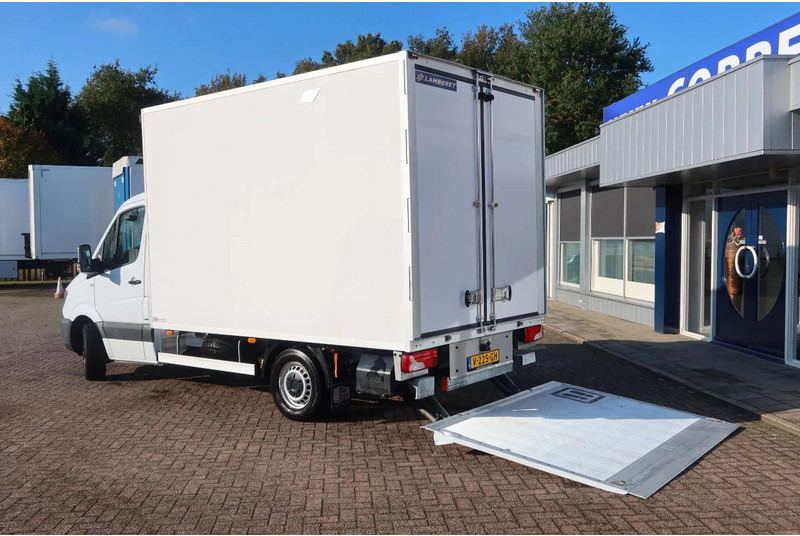 Mercedes-Benz Sprinter 316 CDI Carrier Koel/Vries Bak+Klep. Dag en nacht aansluiting - Furgonas šaldytuvas: foto 3 Mercedes-Benz Sprinter 316 CDI Carrier Koel/Vries Bak+Klep. Dag en nacht aansluiting - Furgonas šaldytuvas: foto 3