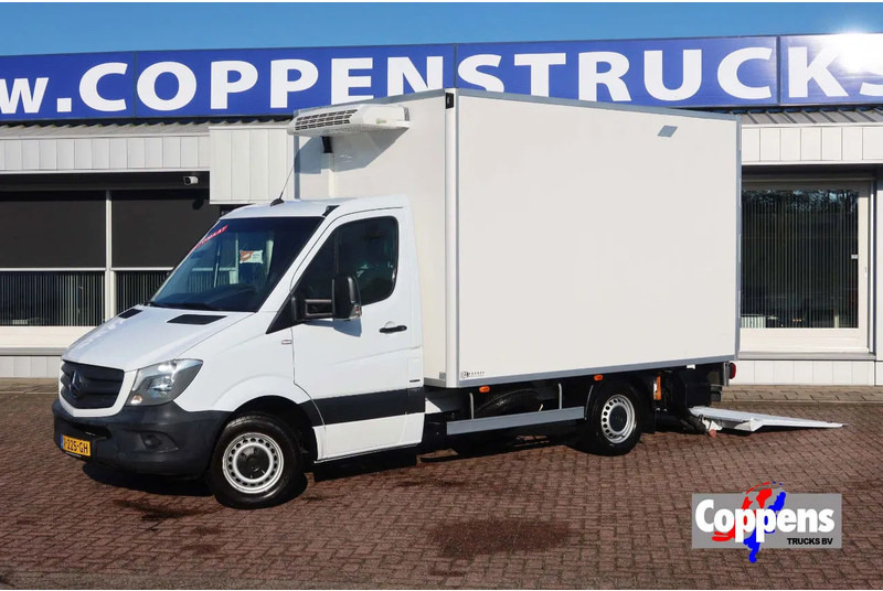 Mercedes-Benz Sprinter 316 CDI Carrier Koel/Vries Bak+Klep. Dag en nacht aansluiting - Furgonas šaldytuvas: foto 1 Mercedes-Benz Sprinter 316 CDI Carrier Koel/Vries Bak+Klep. Dag en nacht aansluiting - Furgonas šaldytuvas: foto 1