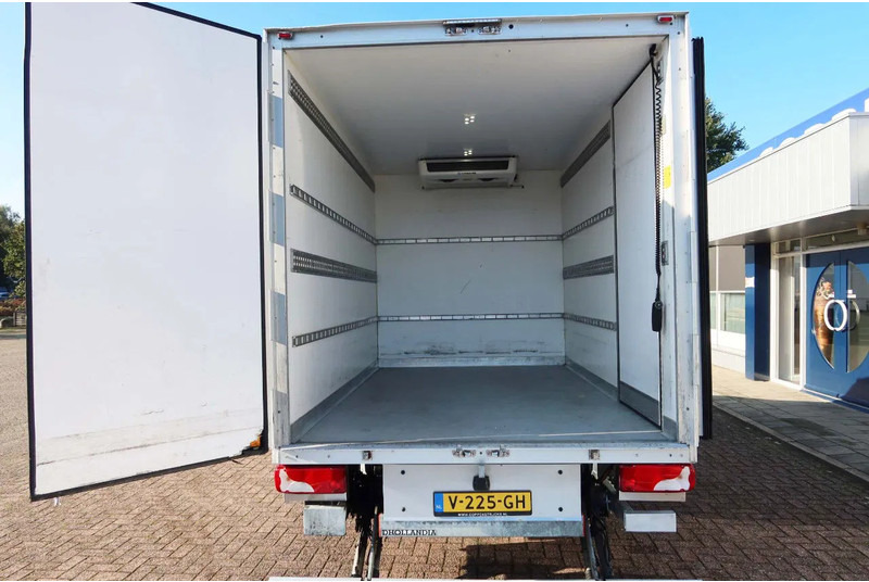 Mercedes-Benz Sprinter 316 CDI Carrier Koel/Vries Bak+Klep. Dag en nacht aansluiting - Furgonas šaldytuvas: foto 4 Mercedes-Benz Sprinter 316 CDI Carrier Koel/Vries Bak+Klep. Dag en nacht aansluiting - Furgonas šaldytuvas: foto 4
