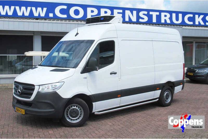 Mercedes-Benz Sprinter 316 CDI Koelen/Vriezen/ Verwarmen Carrier Xarios 350 + 220 volt nacht aansluiting - Furgonas šaldytuvas: foto 1 Mercedes-Benz Sprinter 316 CDI Koelen/Vriezen/ Verwarmen Carrier Xarios 350 + 220 volt nacht aansluiting - Furgonas šaldytuvas: foto 1