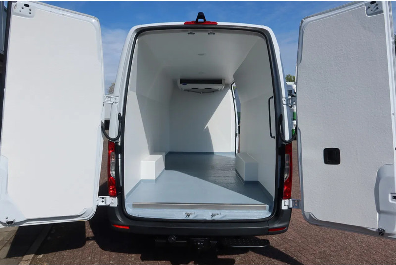 Mercedes-Benz Sprinter 317 CDI Automaat Carrier Koel/Vries/verwarmen L3/H2 - Furgonas šaldytuvas: foto 4 Mercedes-Benz Sprinter 317 CDI Automaat Carrier Koel/Vries/verwarmen L3/H2 - Furgonas šaldytuvas: foto 4