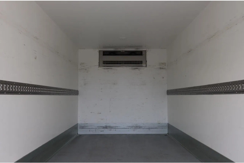 Mercedes-Benz Sprinter 519 CDI B.E. Koel Combi + Laadklep 1000kg Met Stekker 220 Volt - Furgonas šaldytuvas: foto 4 Mercedes-Benz Sprinter 519 CDI B.E. Koel Combi + Laadklep 1000kg Met Stekker 220 Volt - Furgonas šaldytuvas: foto 4