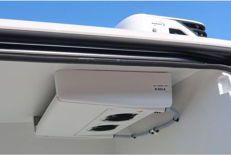 Volkswagen Crafter 177 PK Koel/vries/verwarmen, Carrier Xarios 350 nachtaansluiting automaat. BPM VRIJ!!! - Furgonas šaldytuvas: foto 4 Volkswagen Crafter 177 PK Koel/vries/verwarmen, Carrier Xarios 350 nachtaansluiting automaat. BPM VRIJ!!! - Furgonas šaldytuvas: foto 4