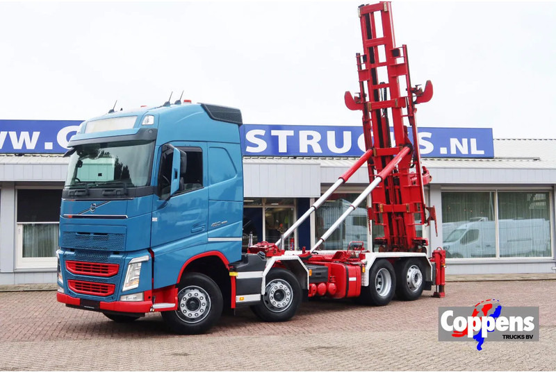 Volvo FH 460 Hooklift 8x2 Haakarm. 3x Steering axle - Sunkvežimis - kabelių sistema: foto 1 Volvo FH 460 Hooklift 8x2 Haakarm. 3x Steering axle - Sunkvežimis - kabelių sistema: foto 1