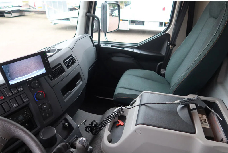 Volvo FL 250 Bakwagen + Dhollandia 1500 kg - Furgonas sunkvežimis: foto 5 Volvo FL 250 Bakwagen + Dhollandia 1500 kg - Furgonas sunkvežimis: foto 5