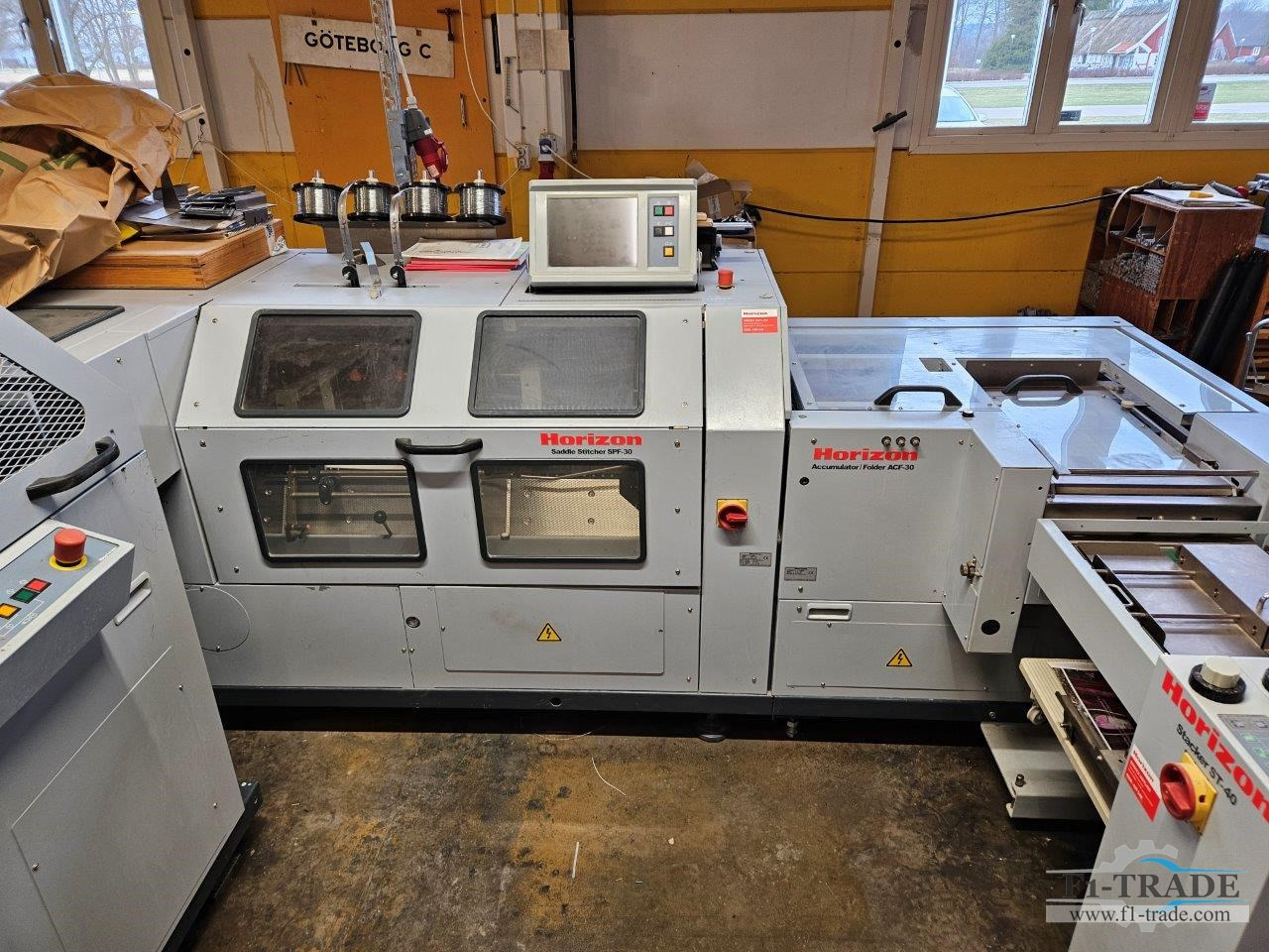 Horizon Stitchliner 5500 - Spausdinimo mašina: foto 1 Horizon Stitchliner 5500 - Spausdinimo mašina: foto 1