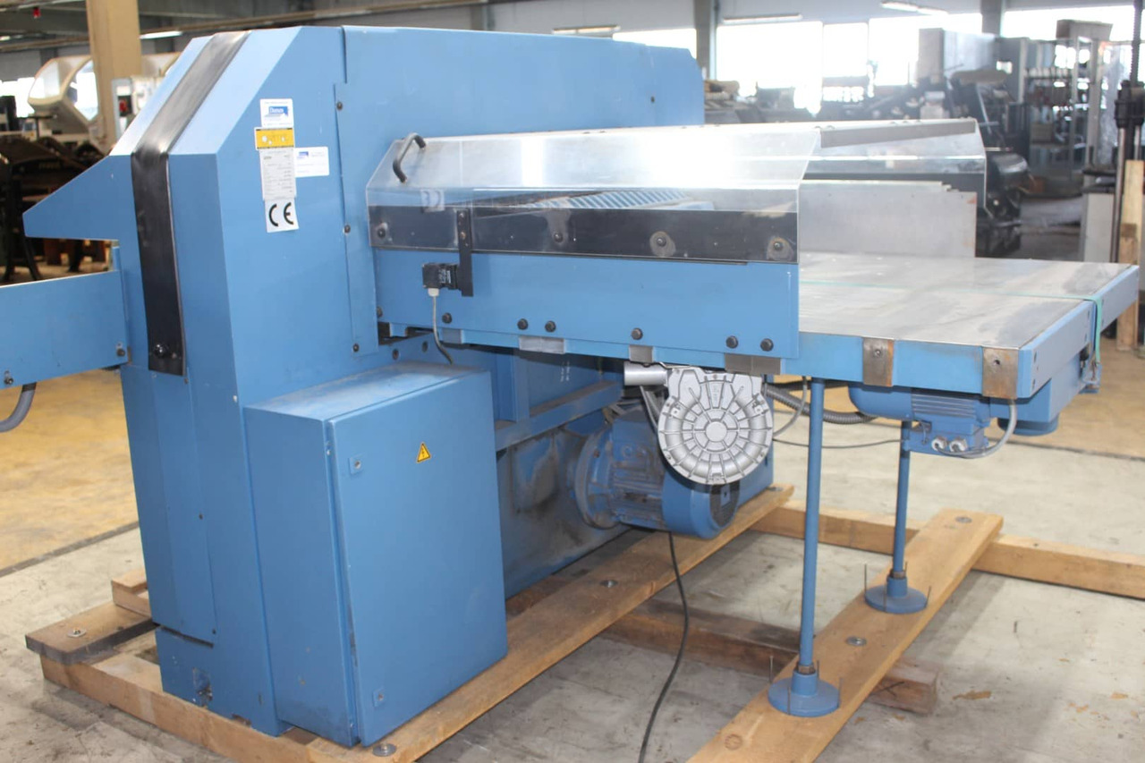 Schneider Senator 115H - Popieriaus pjaustymo mašina: foto 4 Schneider Senator 115H - Popieriaus pjaustymo mašina: foto 4