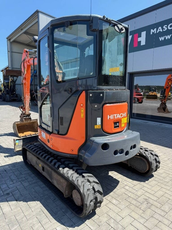 Hitachi ZX 38 U-5 A - Mini ekskavatorius: foto 3 Hitachi ZX 38 U-5 A - Mini ekskavatorius: foto 3