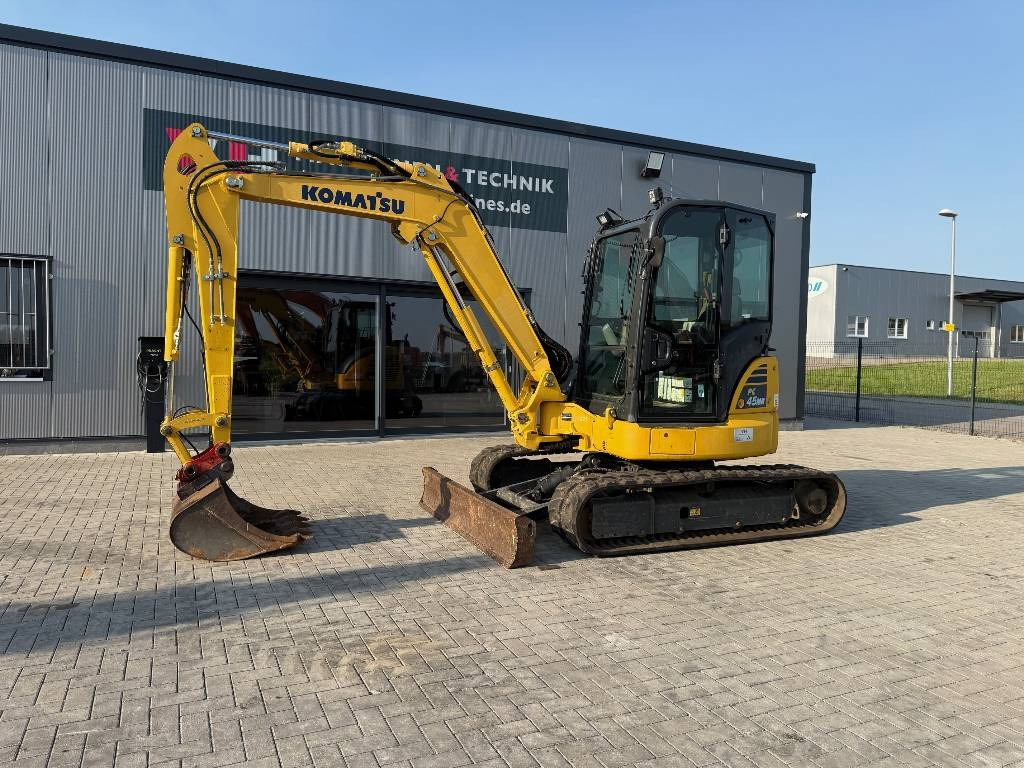 Komatsu PC 45 MR-5 - Mini ekskavatorius: foto 1 Komatsu PC 45 MR-5 - Mini ekskavatorius: foto 1