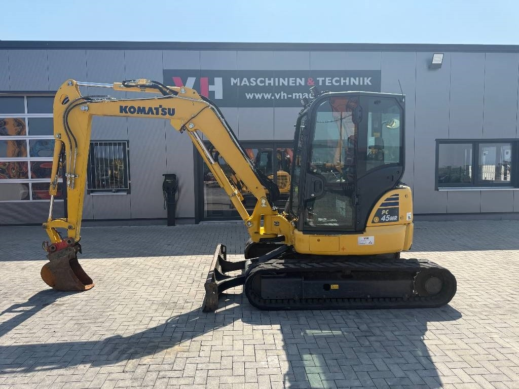Komatsu PC 45 MR-5 - Mini ekskavatorius: foto 2 Komatsu PC 45 MR-5 - Mini ekskavatorius: foto 2