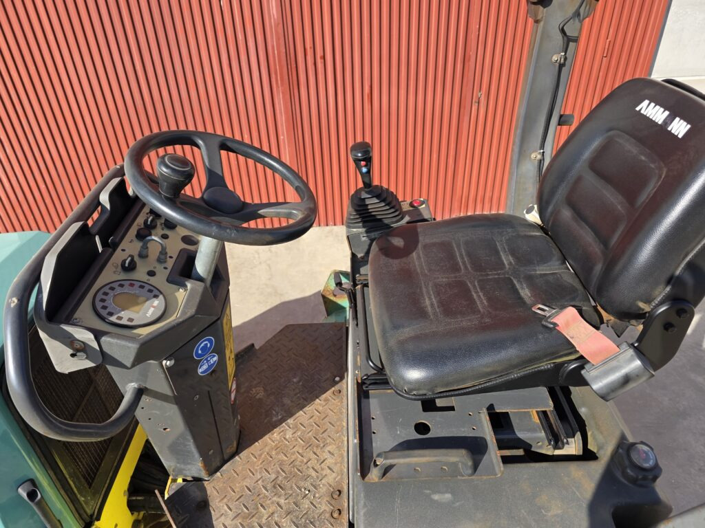 AMMANN ARX 26 - Volas: foto 5 AMMANN ARX 26 - Volas: foto 5