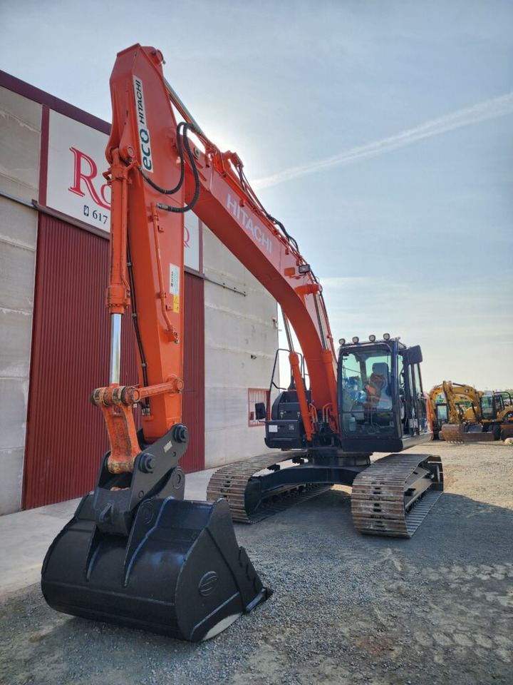 HITACHI ZX210LC-6 - Vikšrinis ekskavatorius: foto 2 HITACHI ZX210LC-6 - Vikšrinis ekskavatorius: foto 2