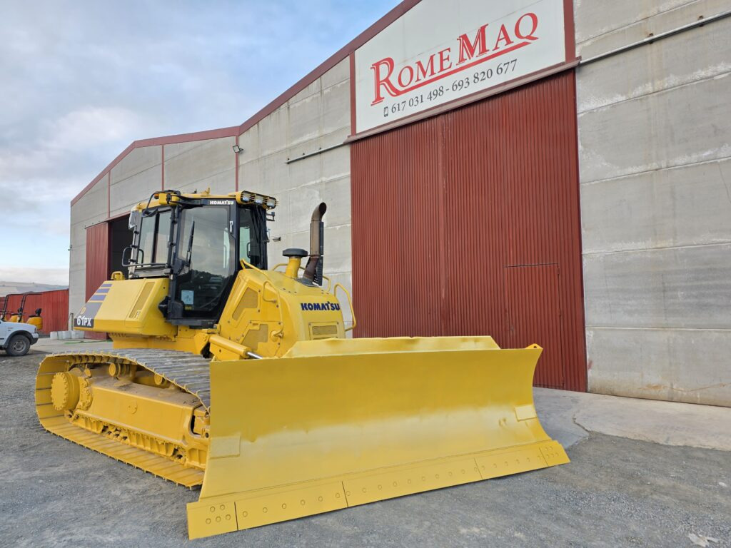 KOMATSU D61PX-24 - Buldozeris: foto 2 KOMATSU D61PX-24 - Buldozeris: foto 2