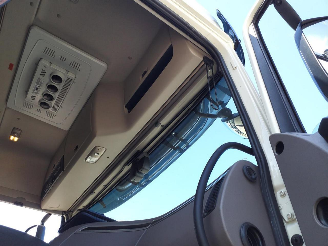 DAF XF480 - Vilkikas: foto 5 DAF XF480 - Vilkikas: foto 5