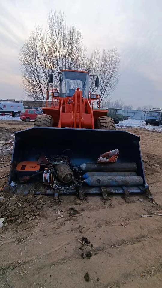 DOOSAN DL503 WHEEL LOADER - Ratinis krautuvas: foto 2 DOOSAN DL503 WHEEL LOADER - Ratinis krautuvas: foto 2