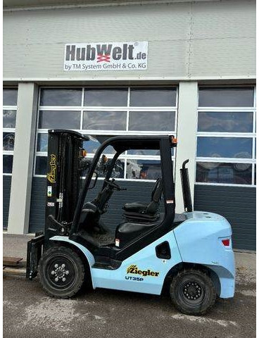 Hyster Yale UT35P Dieselstapler 2500kg, 4800mm, BJ 2019 - Dyzelinis krautuvas: foto 1 Hyster Yale UT35P Dieselstapler 2500kg, 4800mm, BJ 2019 - Dyzelinis krautuvas: foto 1