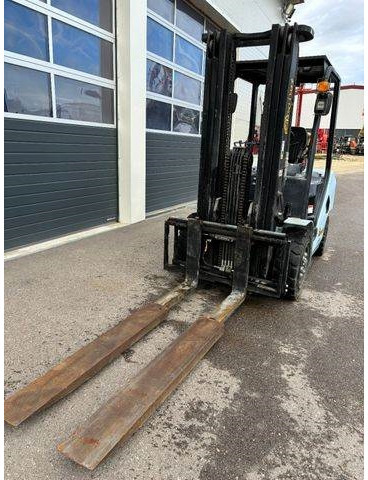 Hyster Yale UT35P Dieselstapler 2500kg, 4800mm, BJ 2019 - Dyzelinis krautuvas: foto 3 Hyster Yale UT35P Dieselstapler 2500kg, 4800mm, BJ 2019 - Dyzelinis krautuvas: foto 3