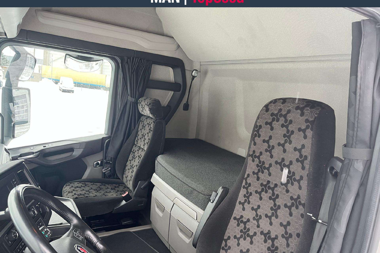 Scania R460 (9582) - Vilkikas: foto 5 Scania R460 (9582) - Vilkikas: foto 5